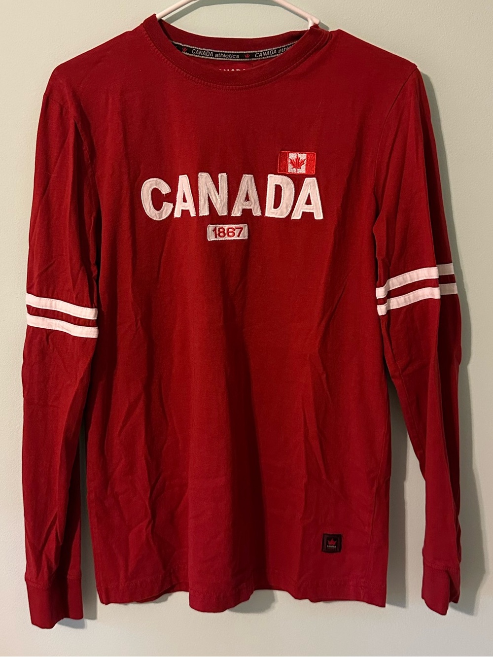 Canada Long-Sleeve Crewneck Shirt - Red